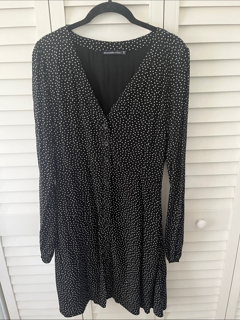 Abercrombie & Fitch Black Polka Dot Long-Sleeve Button Dress size Medium Tall
